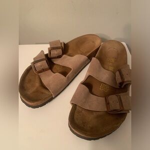 Birkenstock Arizona tan suede sandals size 40